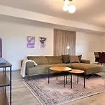 Appartio-110 M2-6 Pers-kh Naehe-modern-luxurioes Διαμέρισμα